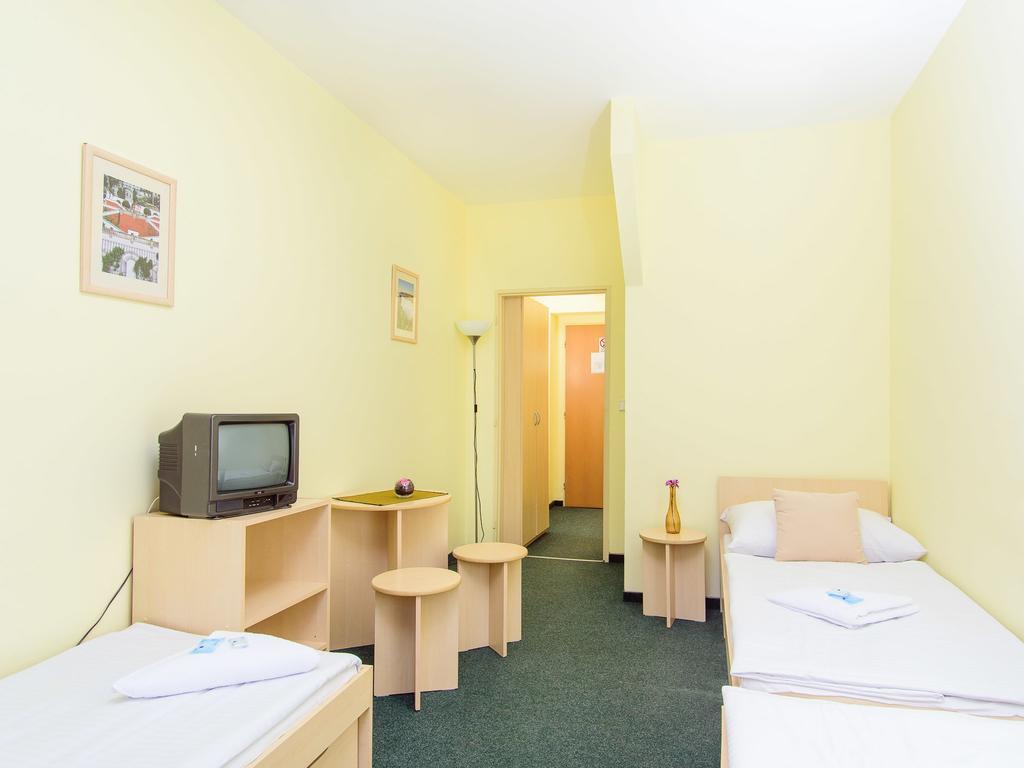 Hotel Brilliant Praag Buitenkant foto